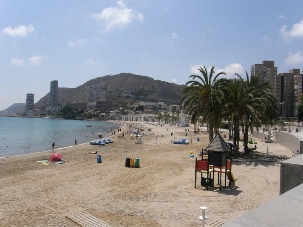 Vistas Al Mar Apartment Alicante Bagian luar foto