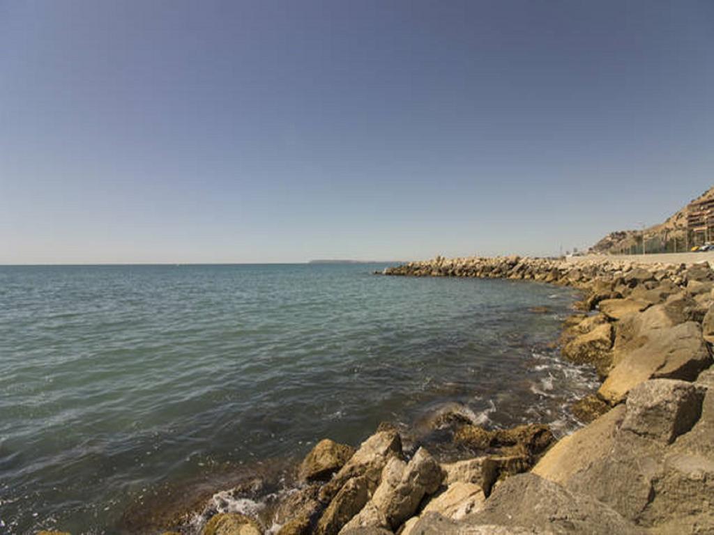 Vistas Al Mar Apartment Alicante Bagian luar foto