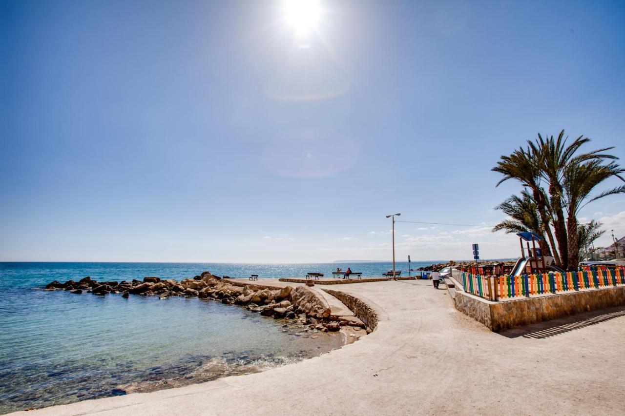 Vistas Al Mar Apartment Alicante Bagian luar foto