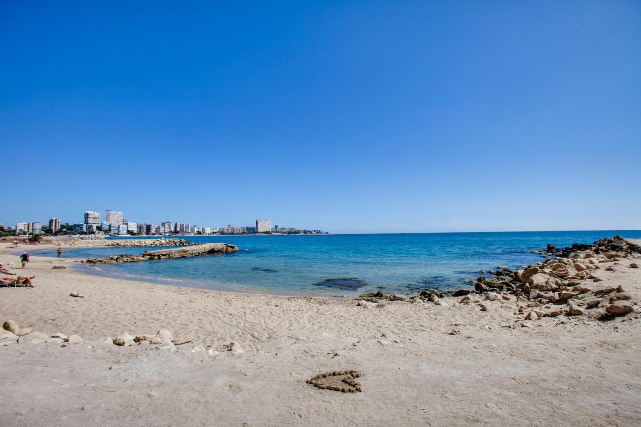 Vistas Al Mar Apartment Alicante Bagian luar foto